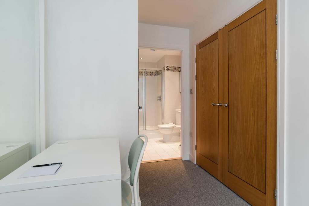 Cardiff City Centre Apartment Extérieur photo